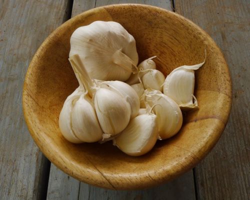Garlic for Beginners - How to Use Garlic Without Overdoing It
